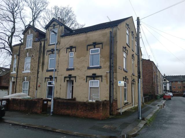 Apartment for rent in Pinders Heath, West Yorkshire