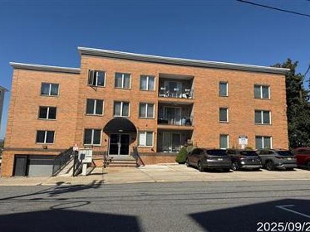 Condo for sale in Hudson, New Jersey