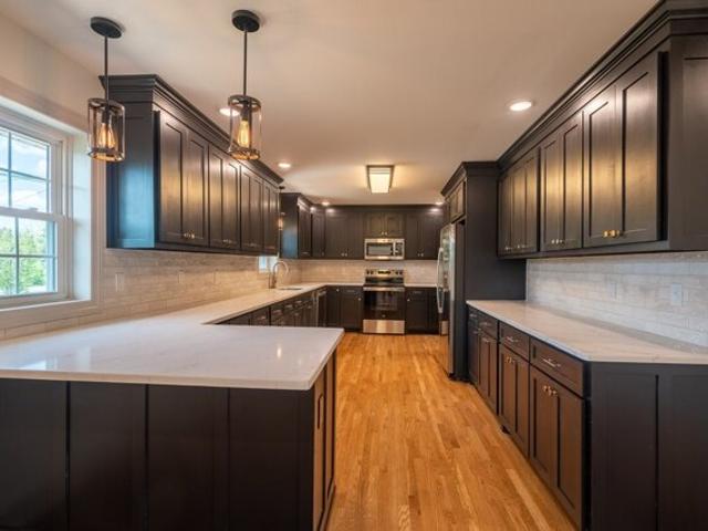 House for sale in Loretto