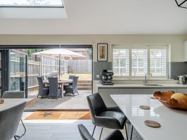 House for rent in Pachesham Park, Surrey
