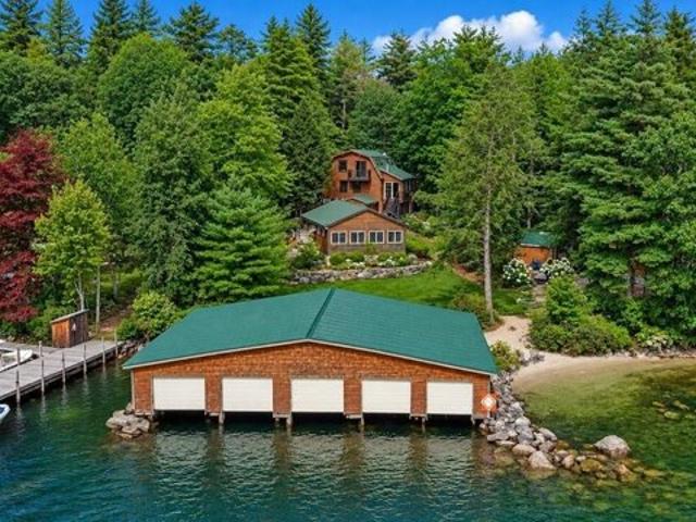 House for sale in Smith Point, Alton