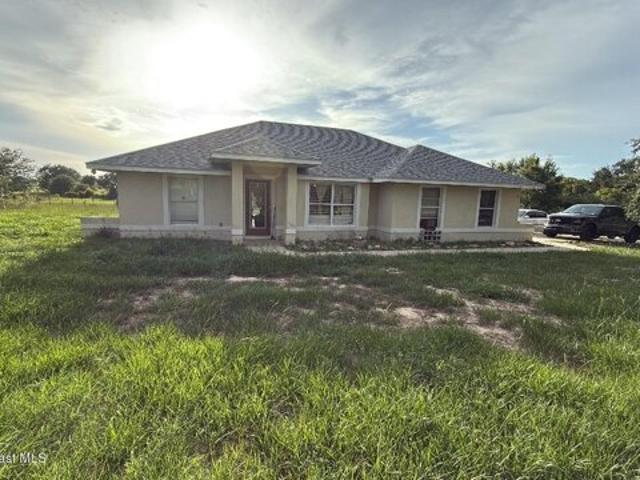 House for sale in Groveland