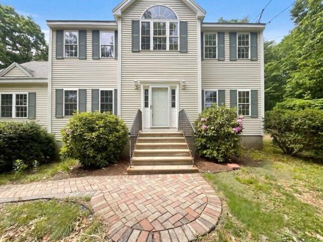 House for sale in Sutton, Massachusetts