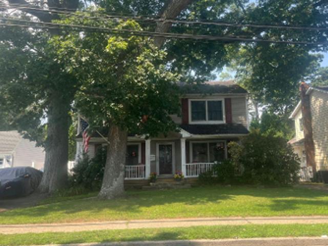 House for sale in Wantagh, Nassau County