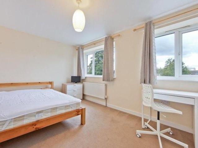 House for rent in Surbiton, Greater London