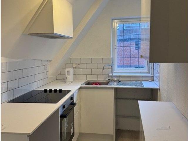 Apartment for rent in Cliff Hill, Green Close