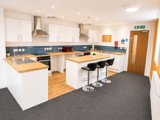 Apartment for rent in Allerton, Calderstones