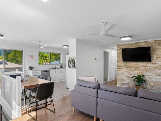 Room for rent in Smithfield, Cairns Regional
