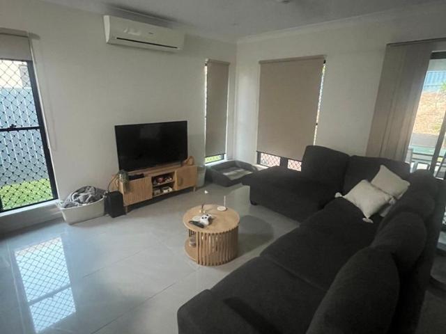 Room for rent in Smithfield, Cairns Regional