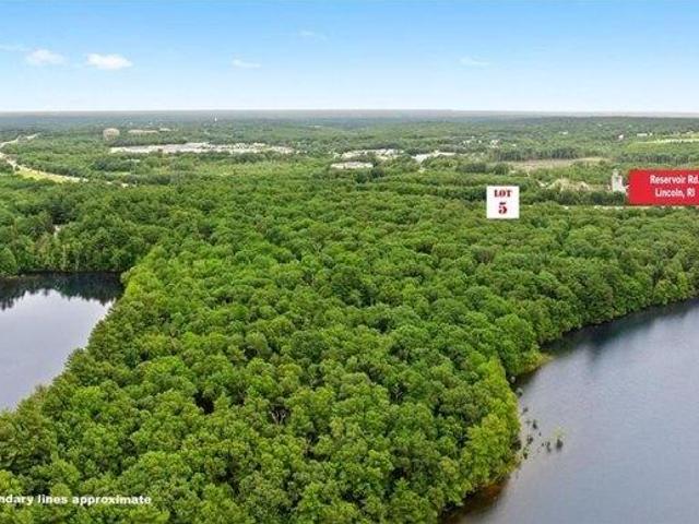 Land for sale in Oakland, Rhode Island
