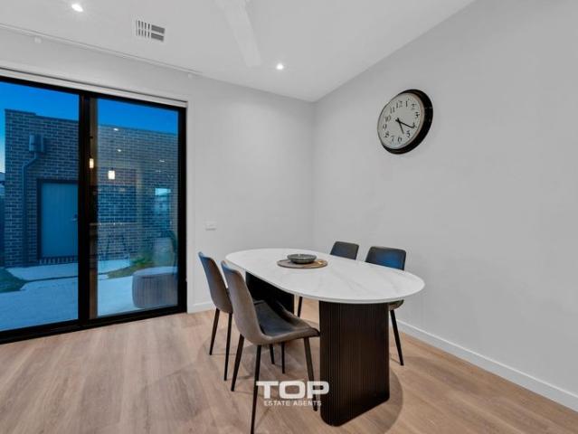 Townhouse for rent in Camerons Creek, Victoria