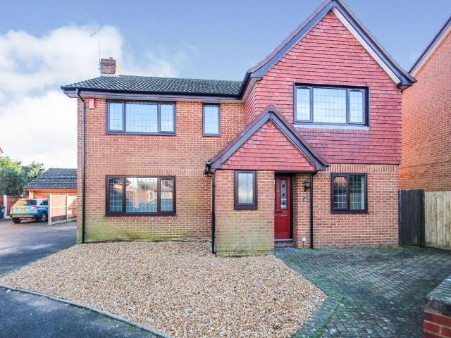 Apartment for rent in Alder Hills, Poole