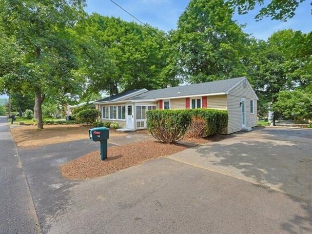 House for sale in Spencer, Massachusetts