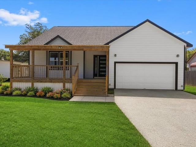 House for sale in Smithville, Bastrop County