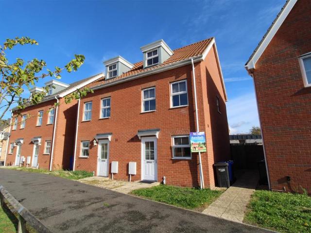 House for rent in Beck Row, West Suffolk