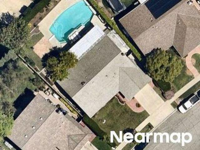 House for sale in Oak Park, California