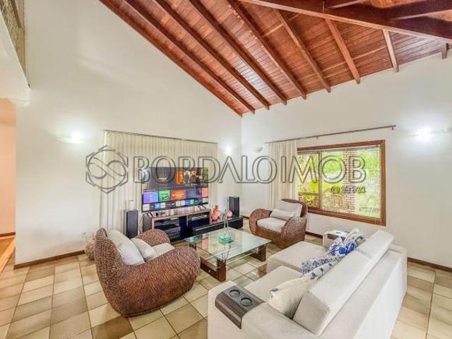 Casa venda em Região Geográfica Imediata do Distrito Federal, Região Integrada de Desenvolvimento do Distrito Federal e Entorno