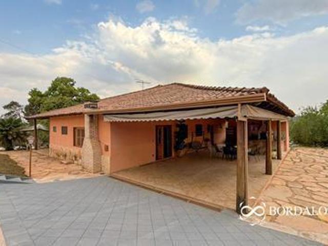 Casa venda em Região Geográfica Imediata do Distrito Federal, Região Integrada de Desenvolvimento do Distrito Federal e Entorno