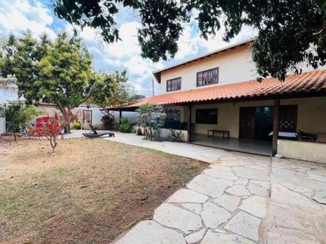 Casa venda em Região Geográfica Imediata do Distrito Federal, Região Integrada de Desenvolvimento do Distrito Federal e Entorno