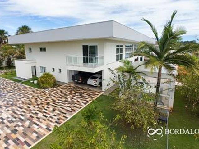 Casa venda em Região Geográfica Imediata do Distrito Federal, Região Integrada de Desenvolvimento do Distrito Federal e Entorno