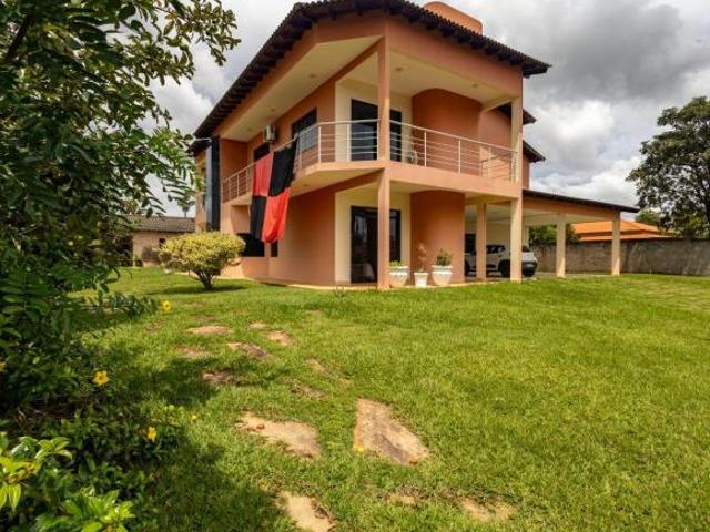 Apartamento venda em Região Geográfica Imediata do Distrito Federal, Região Integrada de Desenvolvimento do Distrito Federal e Entorno