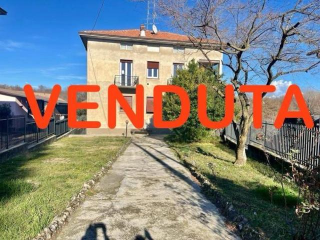 Appartamento in vendita a Albizzate, Lombardia