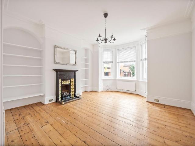 Apartment for rent in Kilburn, Greater London