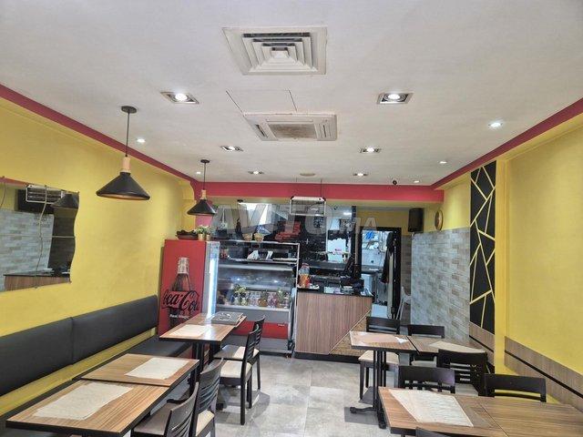 Local commercial vente à Anfa, Gharb-Chrarda-Beni Hssen