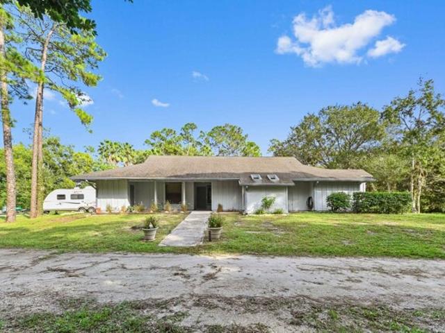 House for sale in Loxahatchee, Florida