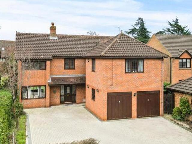 House for sale in Epping