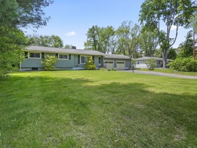 House for sale in Wayland