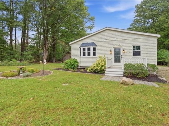 House for sale in Cherry Valley, Glocester
