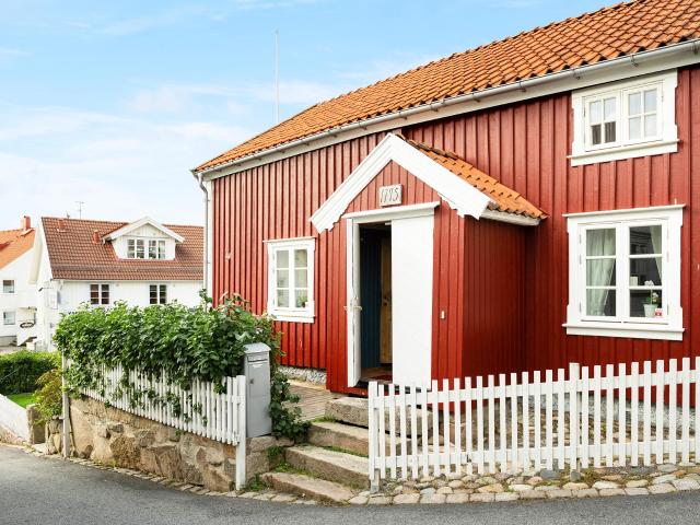 Hus till salu i Grebbestad, Västra Götaland