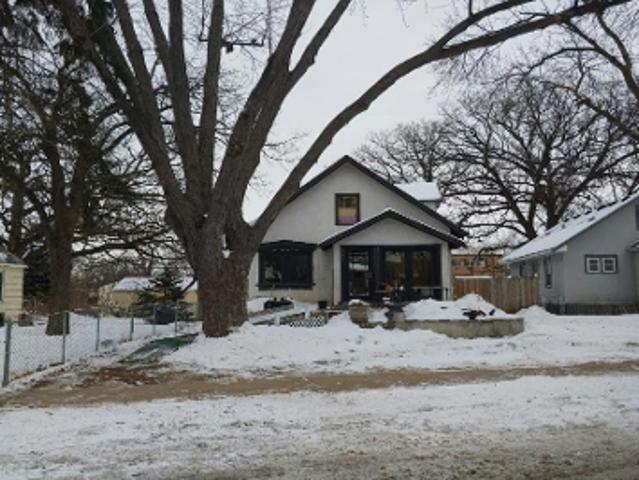 House for sale in Longfellow, Minneapolis