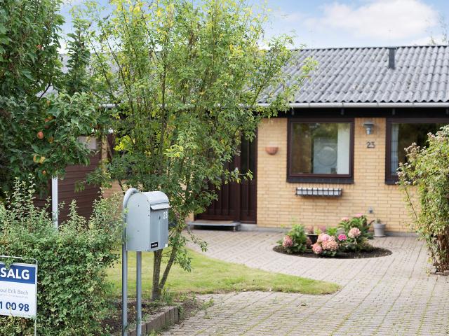 Ejendom til salg i Frederikssund, Brøndby