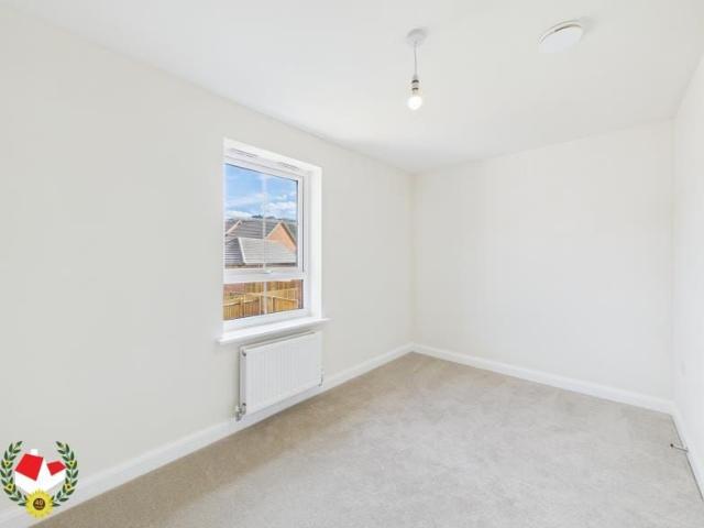 House for rent in Sneedhams Green, Gloucester