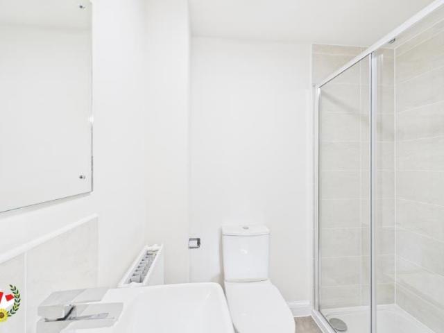 House for rent in Sneedhams Green, Gloucester
