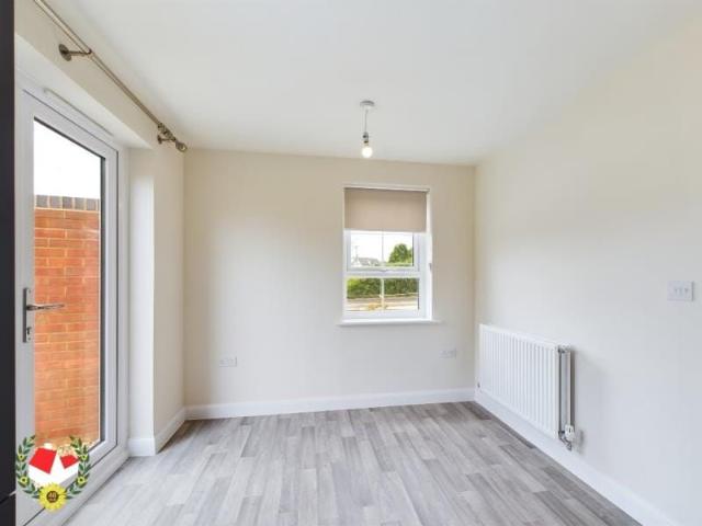 House for rent in Sneedhams Green, Gloucester