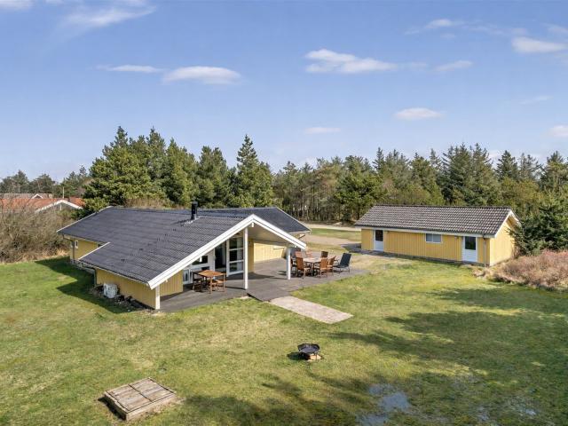 Hus til salg i Vejers Strand, Varde