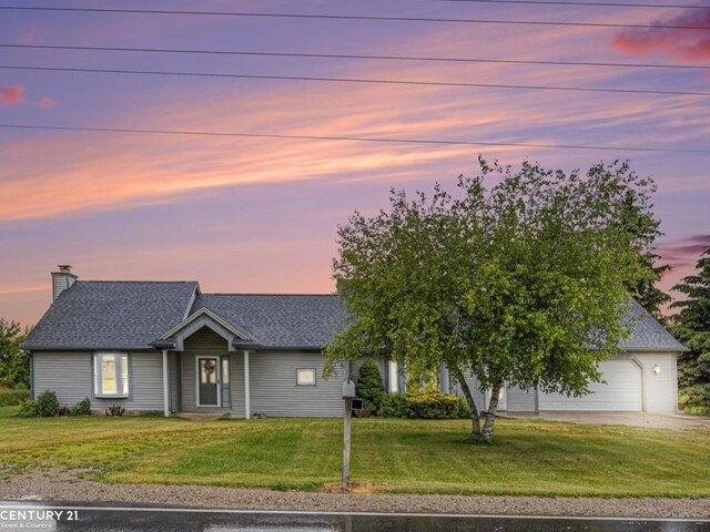 House for sale in Decker
