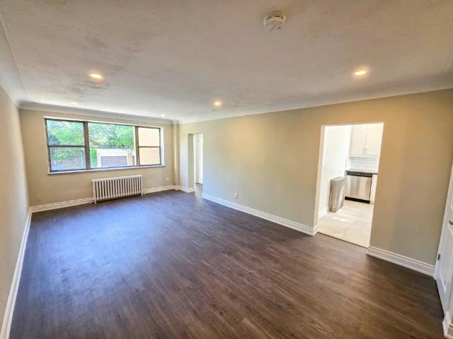 Apartment for rent in Oakville, Golden Horseshoe
