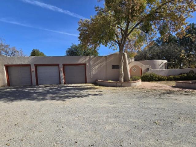 House for sale in Dona Ana, New Mexico