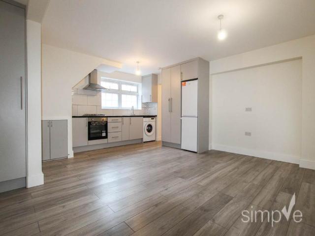 Apartment for rent in London Borough of Hillingdon, Greater London