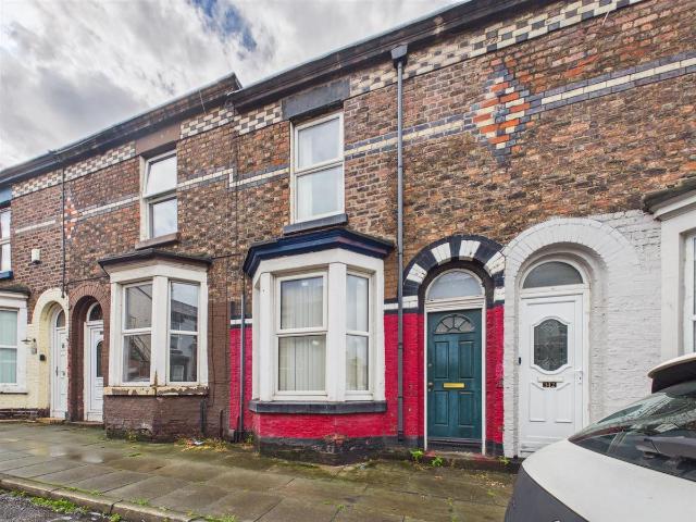 House for rent in Calderstones
