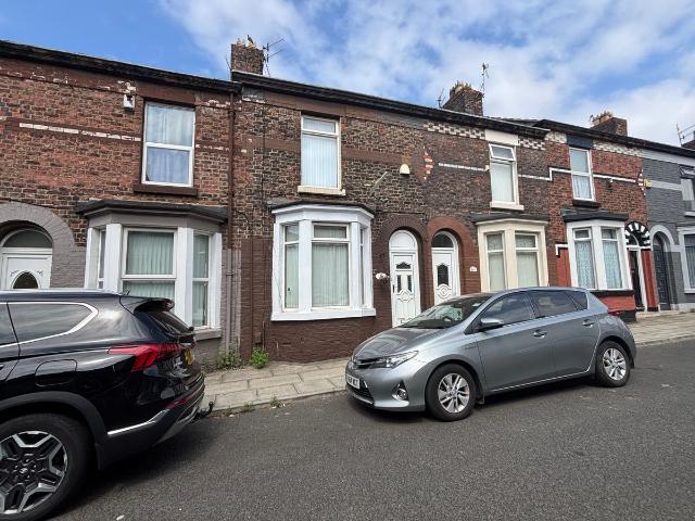 House for rent in Calderstones
