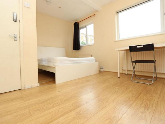 Room for rent in Bethnal Green, Greater London