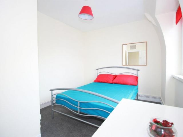 Room for rent in Clapham, Greater London