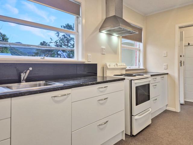 Apartment for rent in Pauatahanui, Wellington