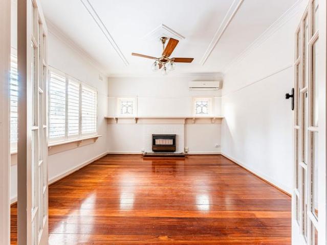 House for rent in Essendon, Melbourne