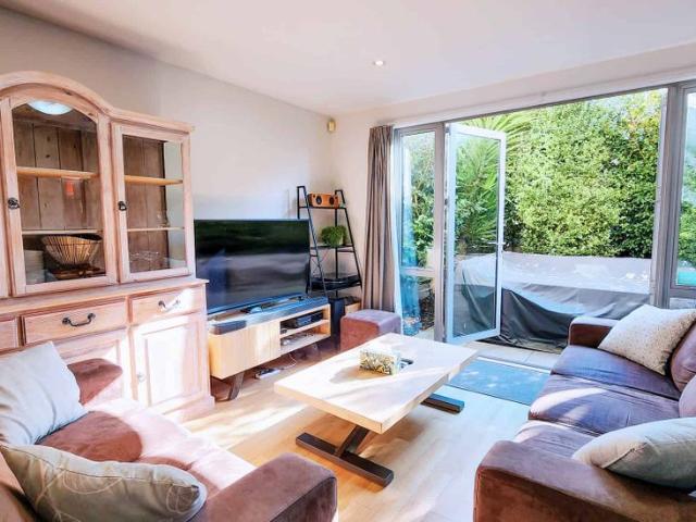 Townhouse for rent in Heathcote, Canterbury